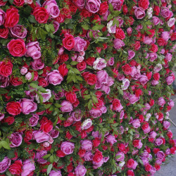 luxury roll up purple red roses fabric artificial flower wall green plants wall party wedding backdrop deco floral arrangement photo props
